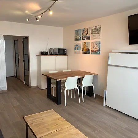 Apartment Zeedijk